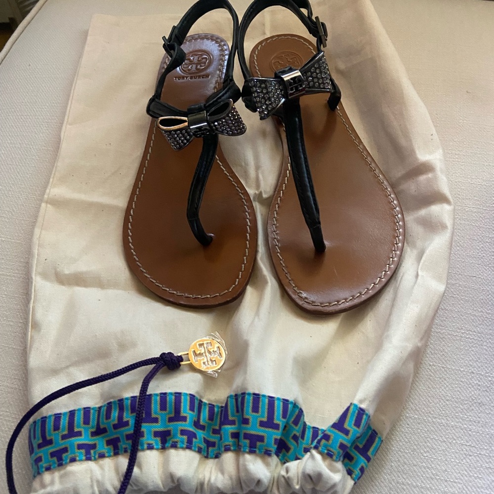 TORY BURCH FLAT SANDALS